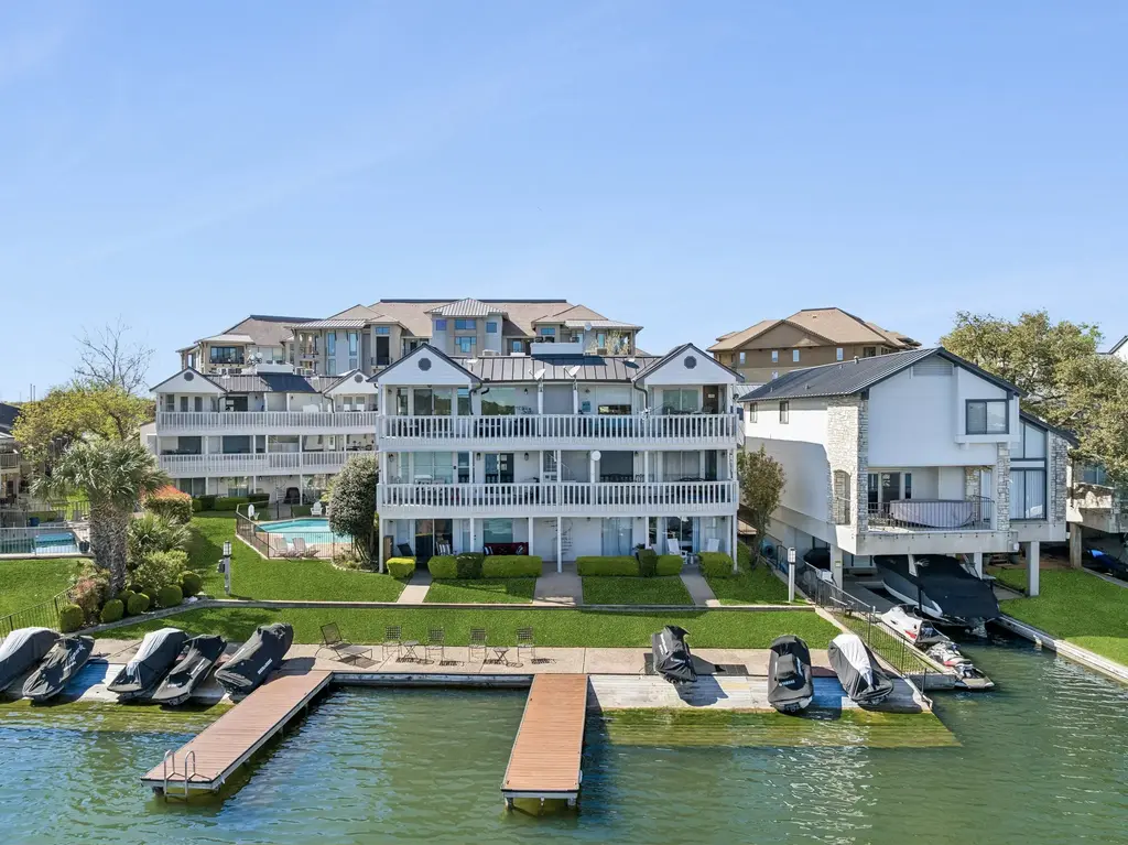 101 Island Drive, Horseshoe Bay