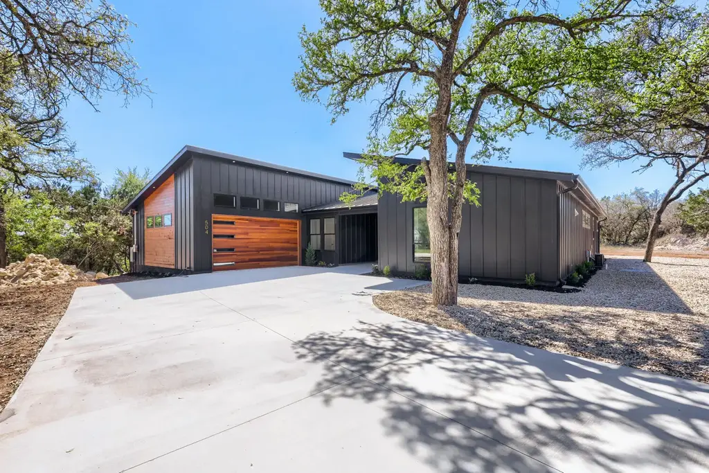 504 District Lane, Lago Vista