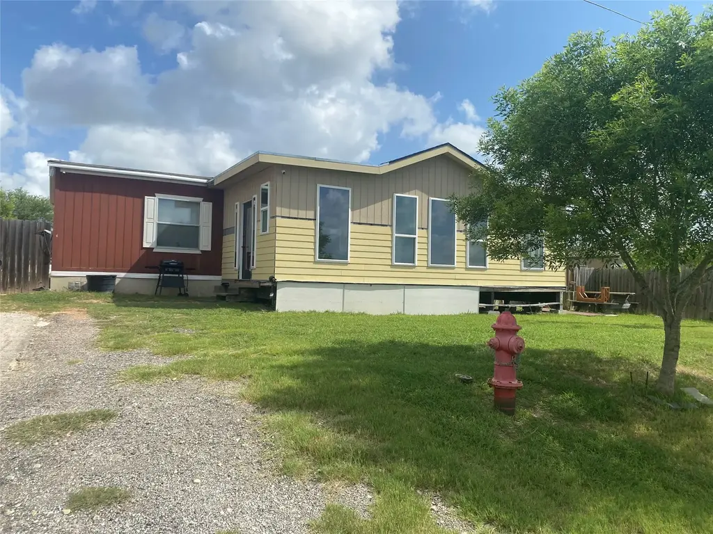 357 Duchess Pass, Kyle