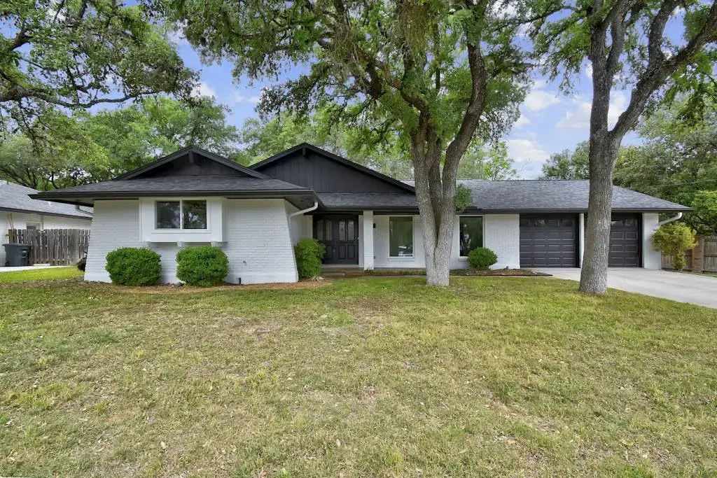 4 Valley View Lane, New Braunfels