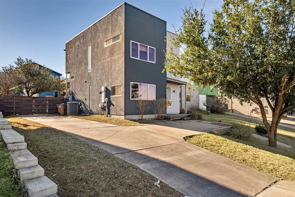 5513 Agatha Circle, Austin