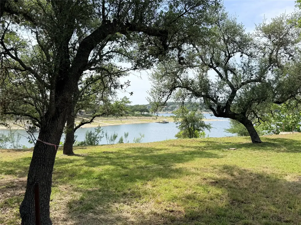 1200 Hurst Hollow, Austin