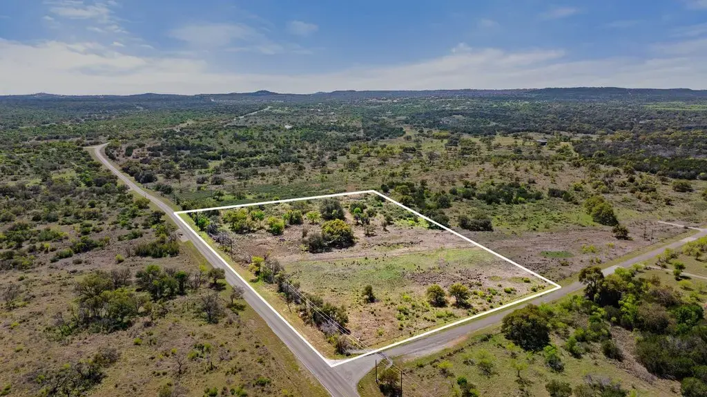9580 Smith West Ranch Road, Round Mountain