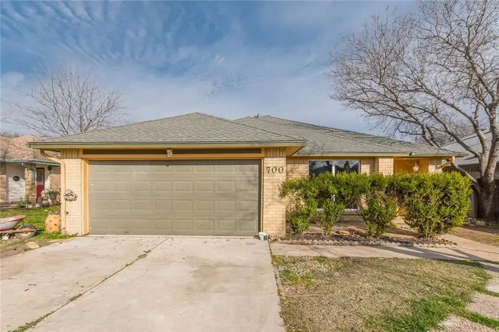 700 David Curry Drive, Round Rock
