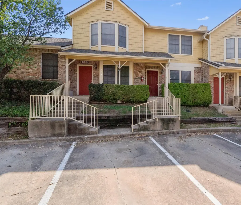 11901 Swearingen Drive 105, Austin