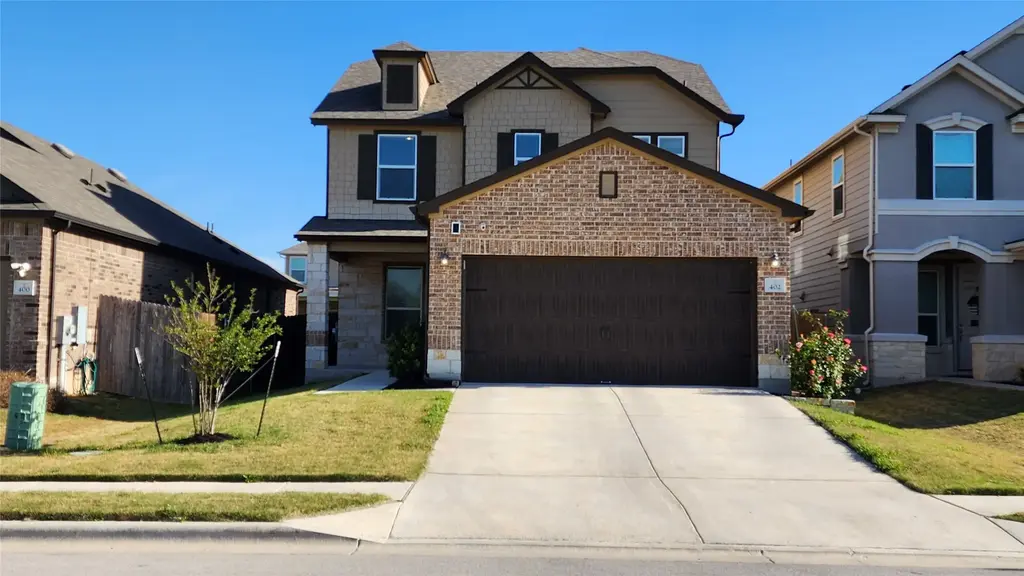 402 Parrot Tulip View, Pflugerville