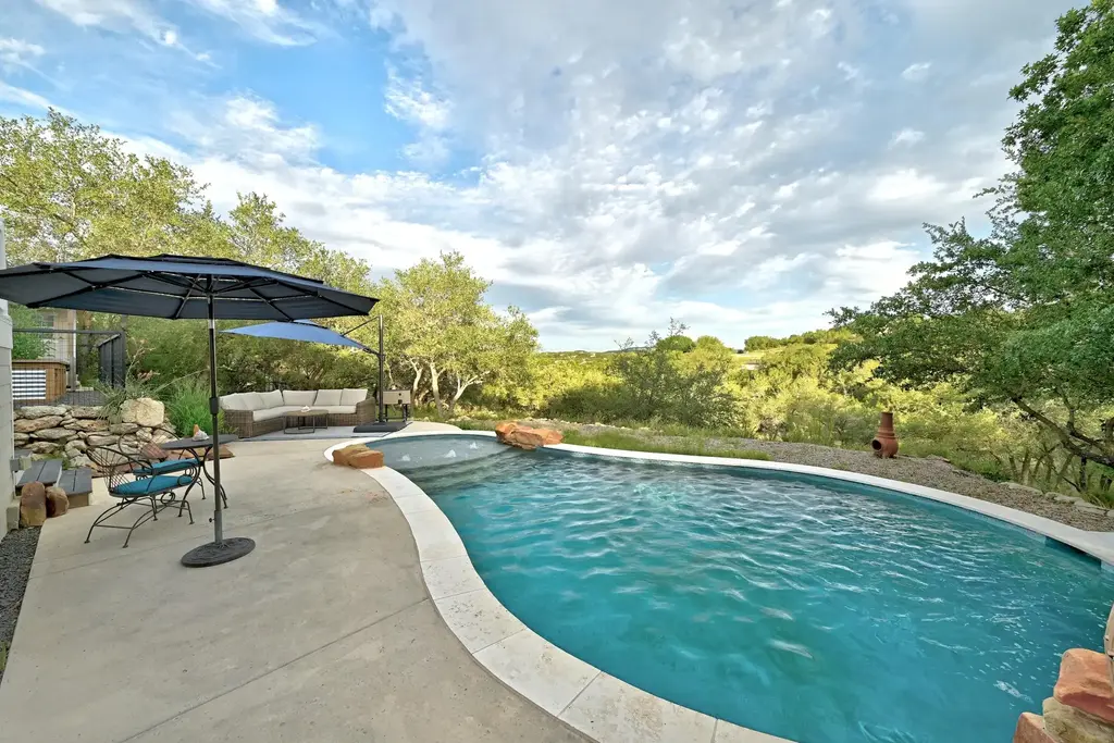 4115 Noon Day Cove, Bee Cave