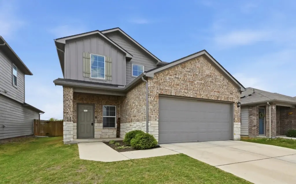 162 Euclid Lane, Kyle