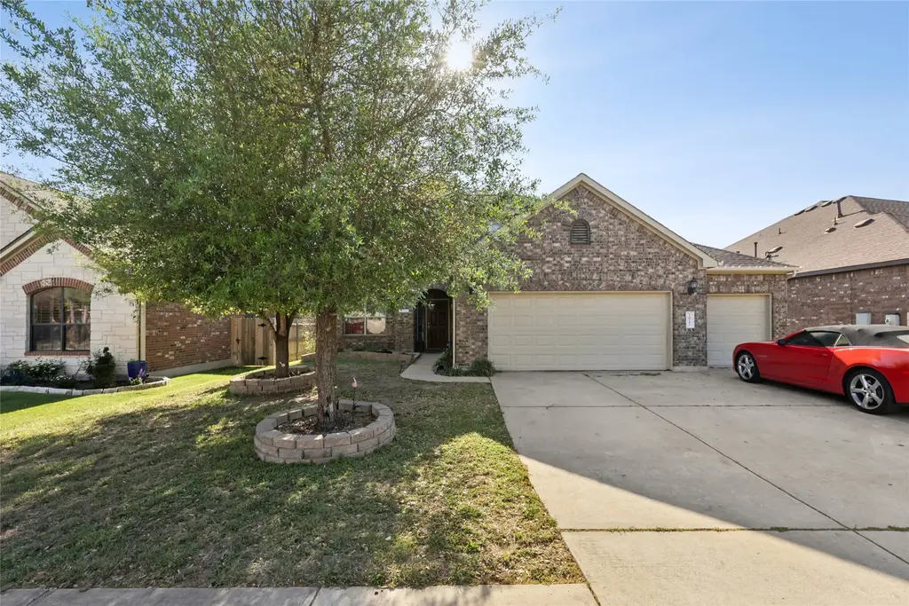 1917 Pecan Valley Drive, Leander