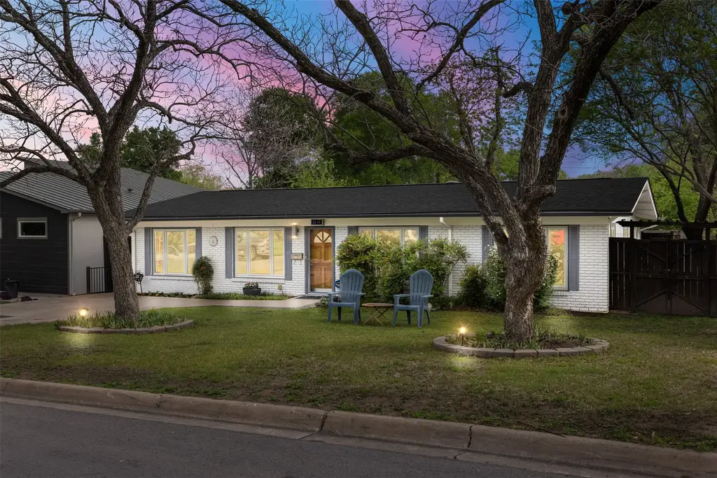 2410 Elmglen Drive, Austin