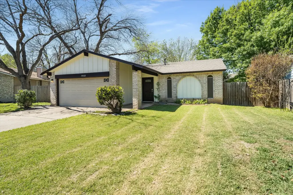 10422 Firethorn Lane, Austin