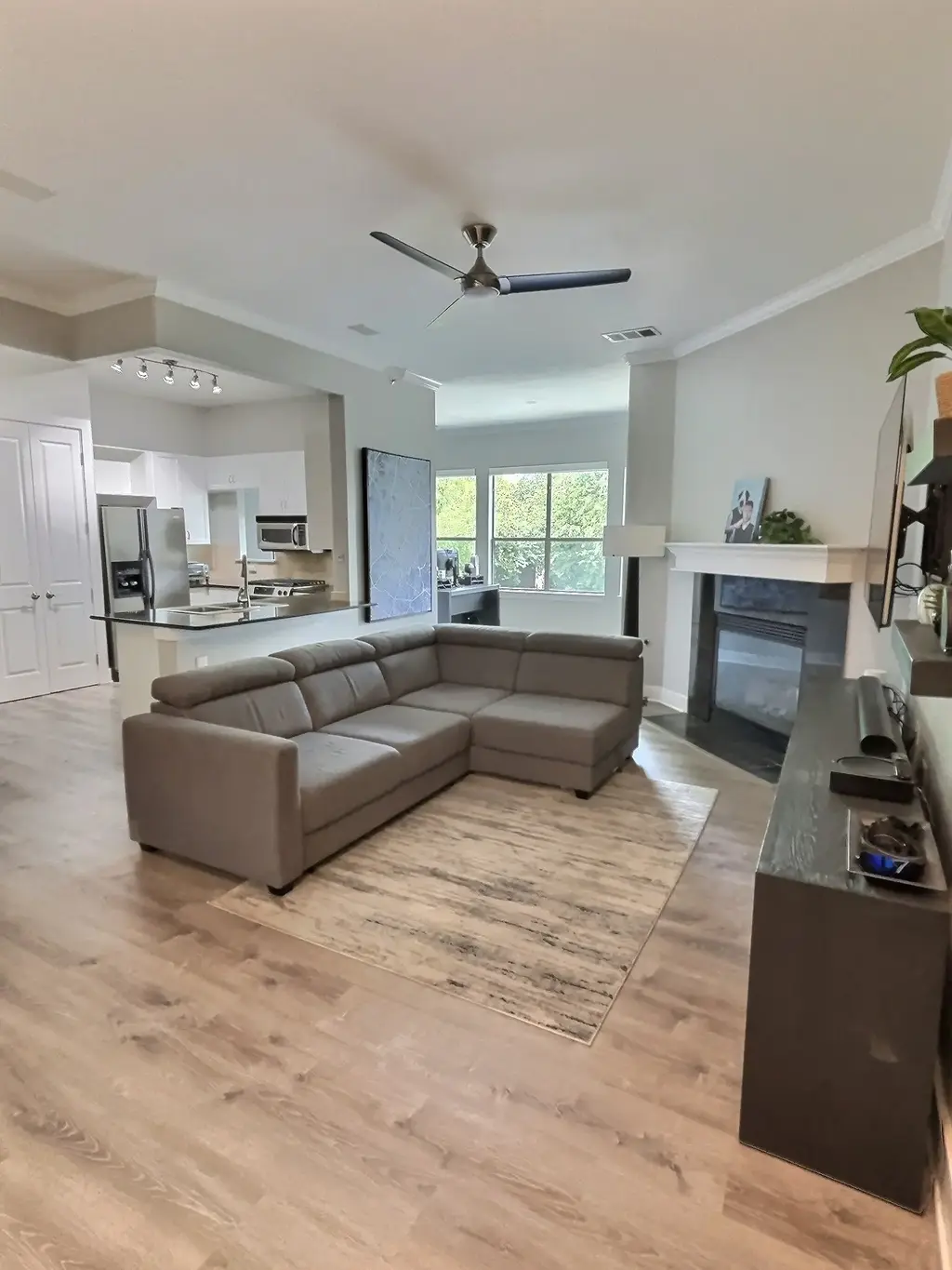 2216 Thornton Road 421, Austin