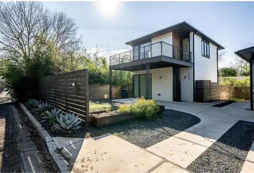 203 E 46th Street, Austin