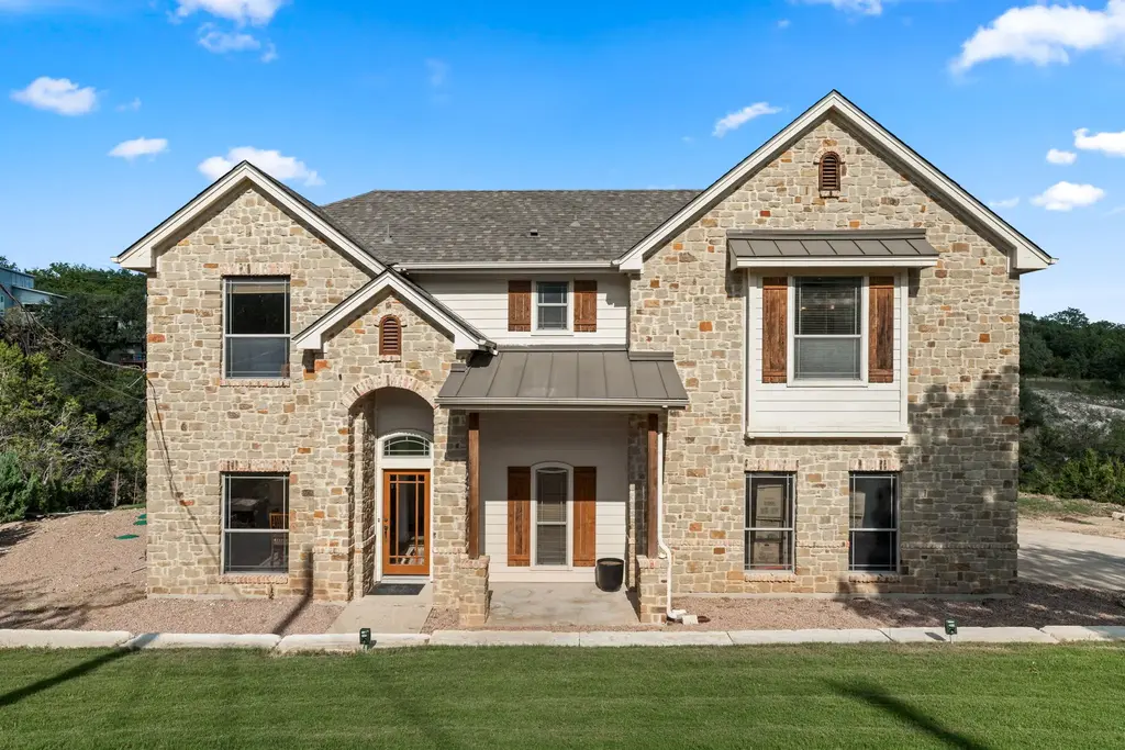 14000 Saskatchewan Drive, Austin