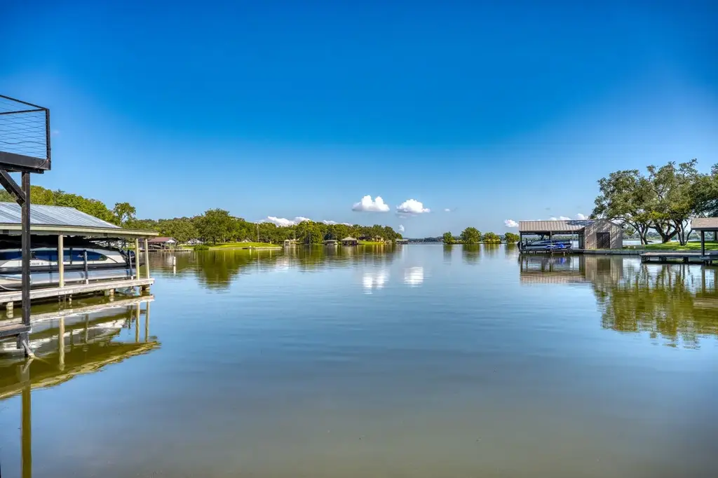 406 Lakeview Drive, Horseshoe Bay