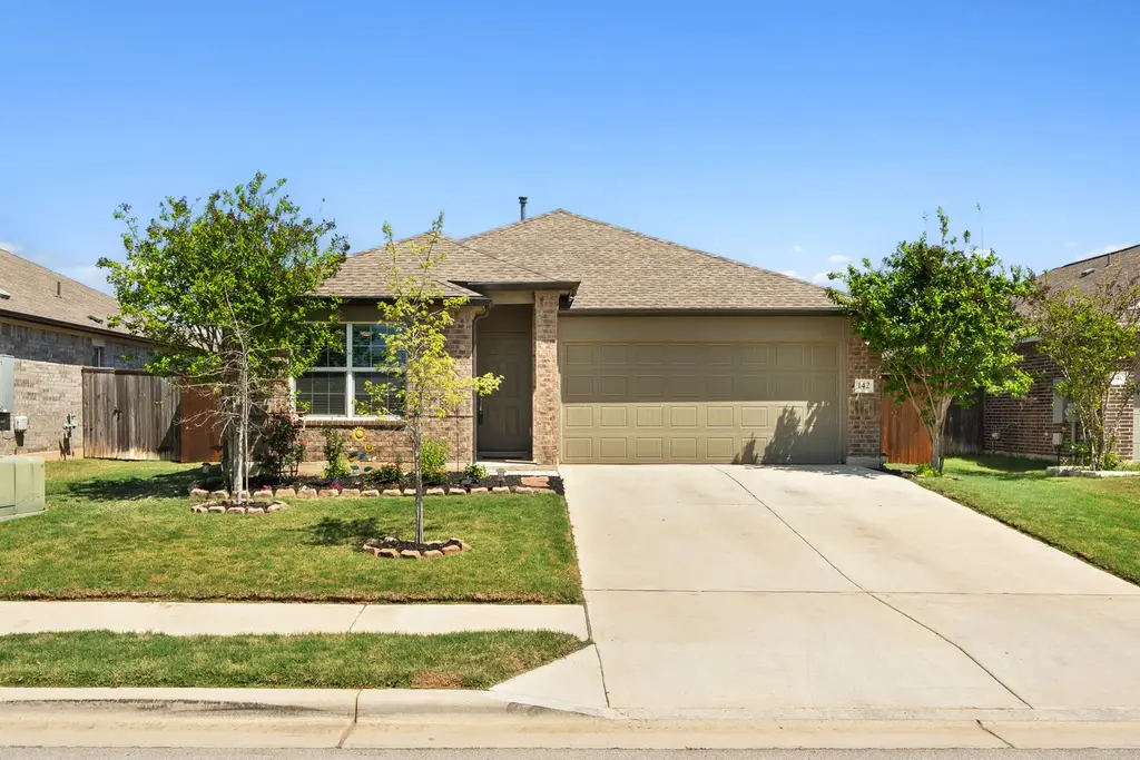 142 Esparza Drive, Bastrop