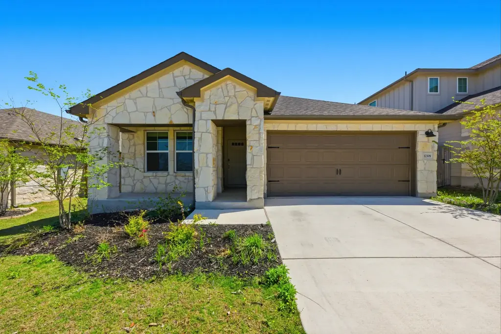 12309 Dairywork Road, Buda