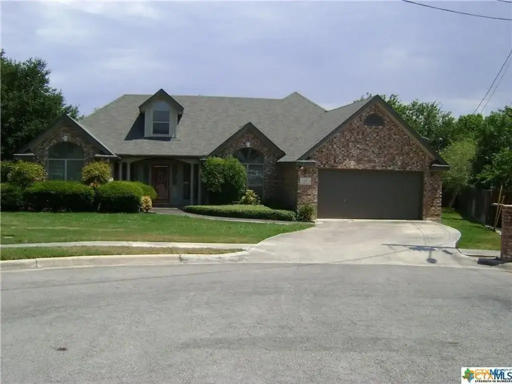 105 Autumn Cove, San Marcos