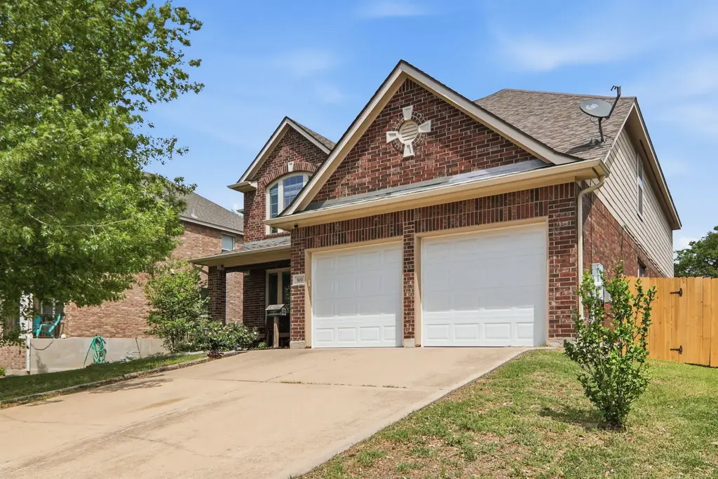 500 Red Hawk Drive, Leander