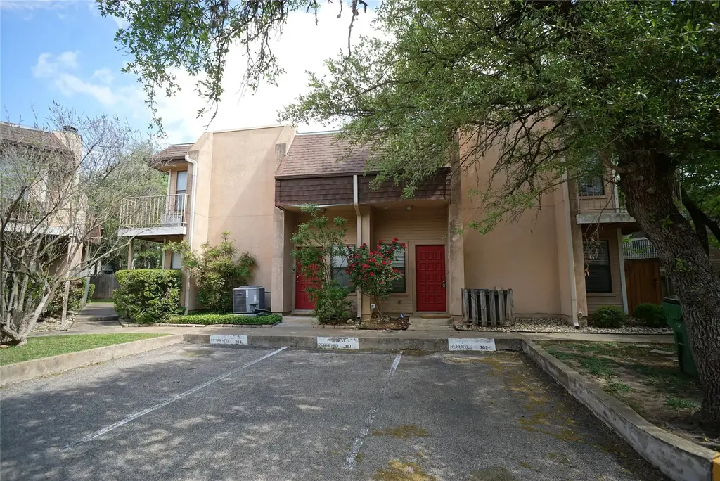 8418 Fathom Circle C-302, Austin