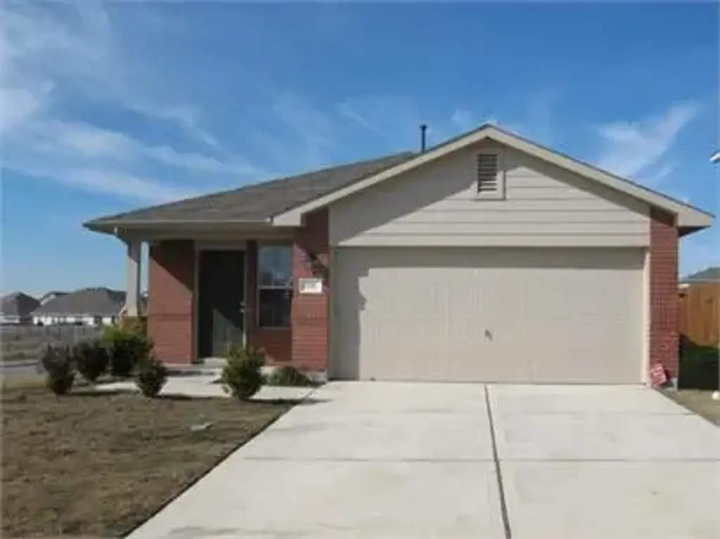 176 Pebble Creek Lane, Buda