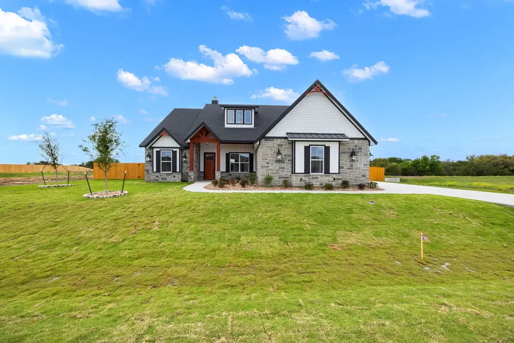 11151 Golden Eagle Avenue, Salado