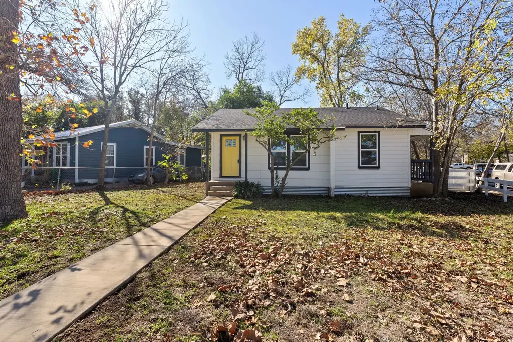 105 Riverside Drive, San Marcos