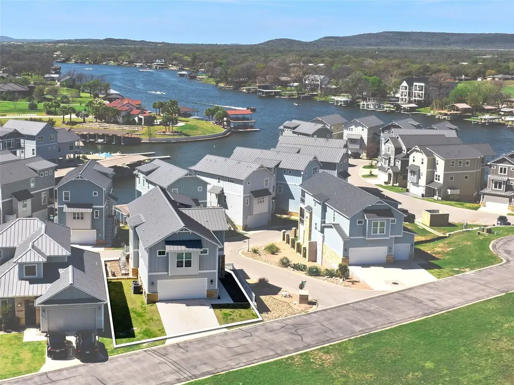 200 Archview Lane, Kingsland