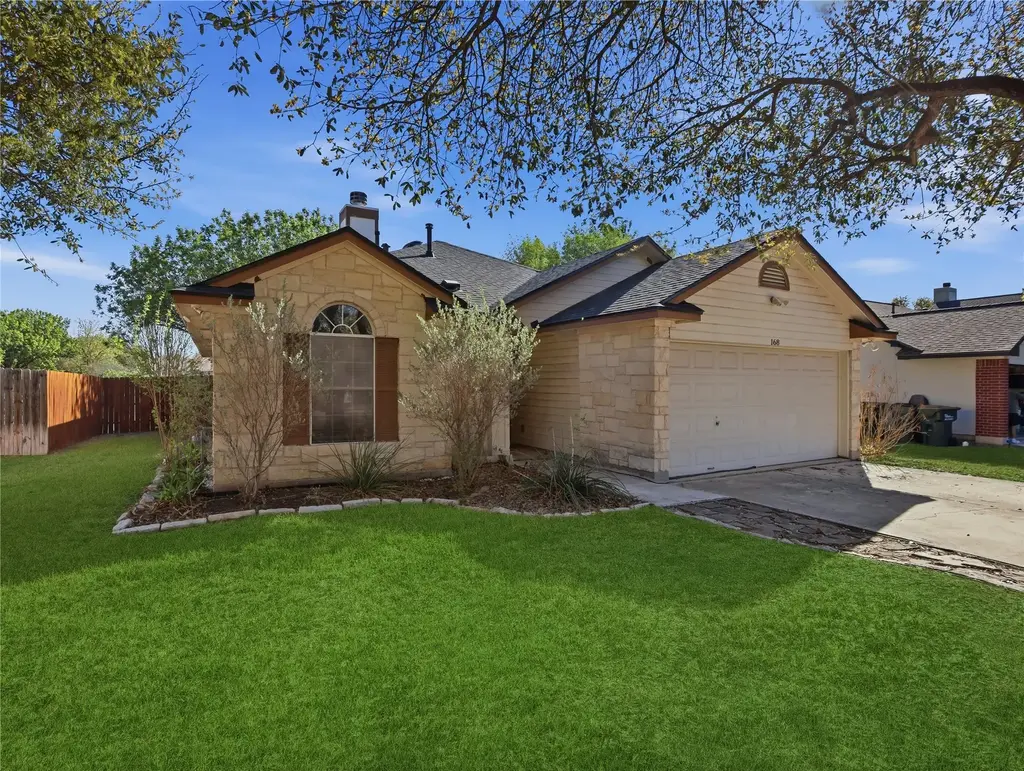168 Keystone Loop, Kyle