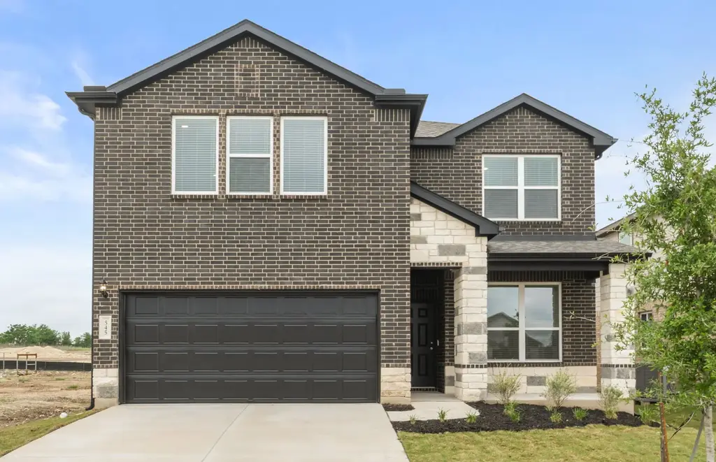 545 Henry Milton Road, Georgetown