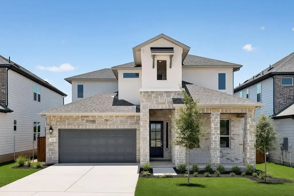 227 Belmont Way, Cedar Creek