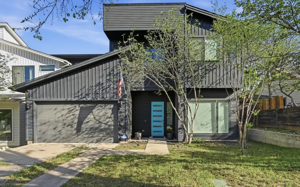 904 Catalpa Street B, Austin