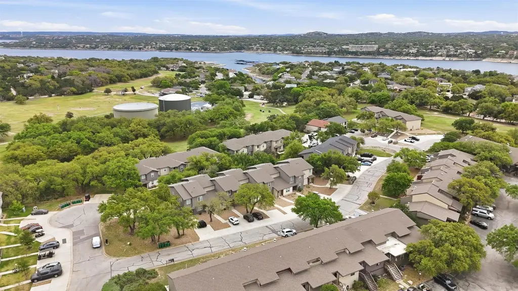 512 Palmer Drive, Point Venture