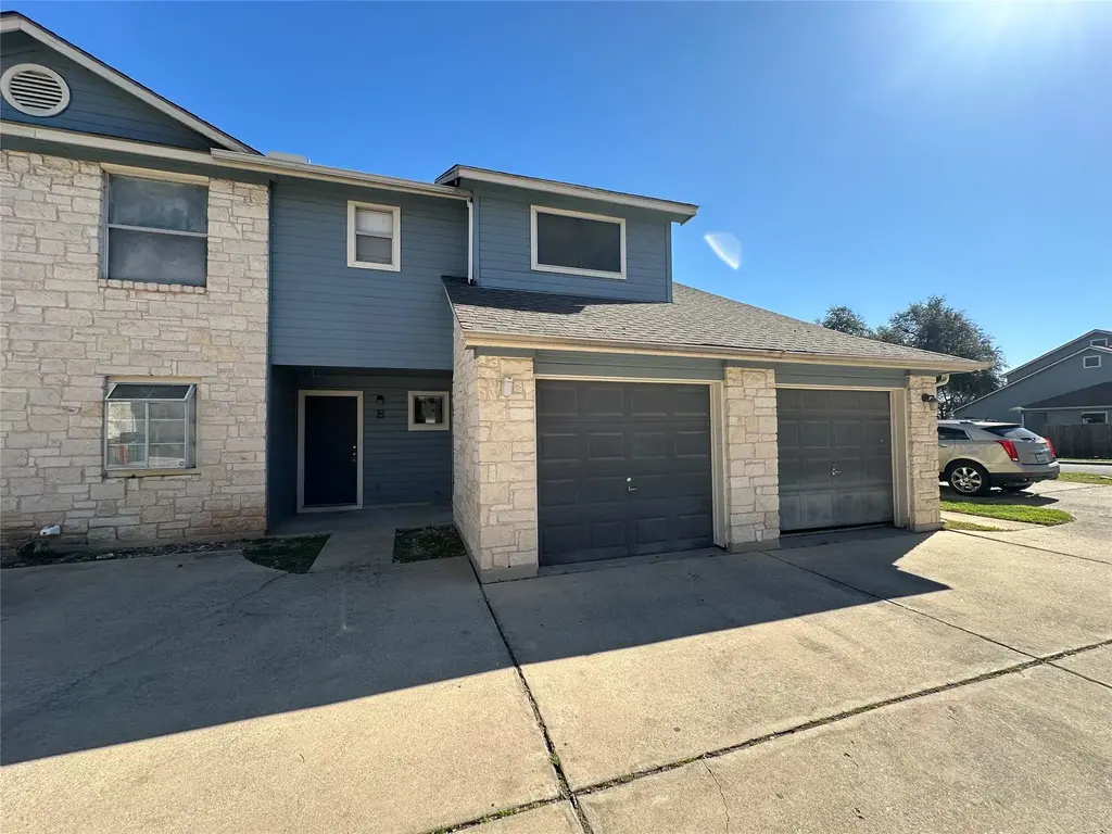 8814 Schick Road B, Austin