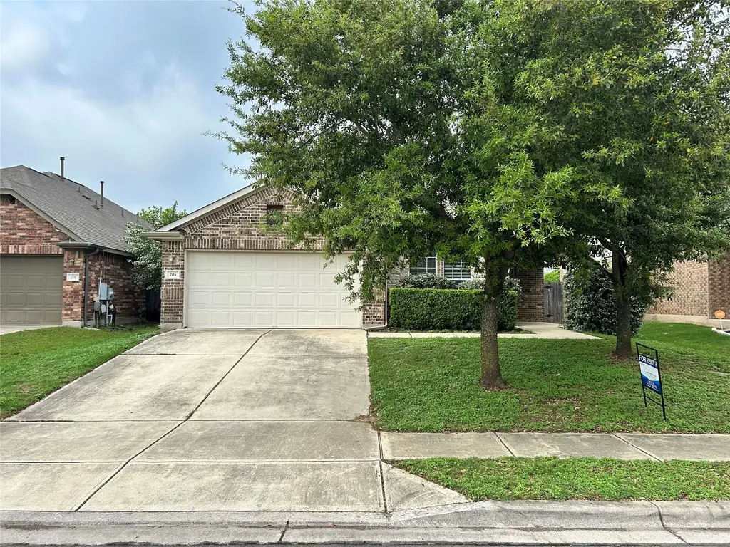 705 Harwood Drive, San Marcos