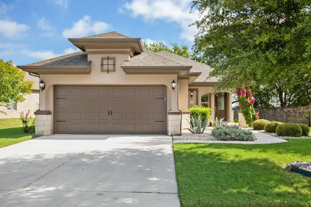 5015 Lunata Way, Round Rock