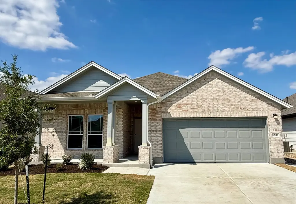 5841 Marsh Lane, Buda