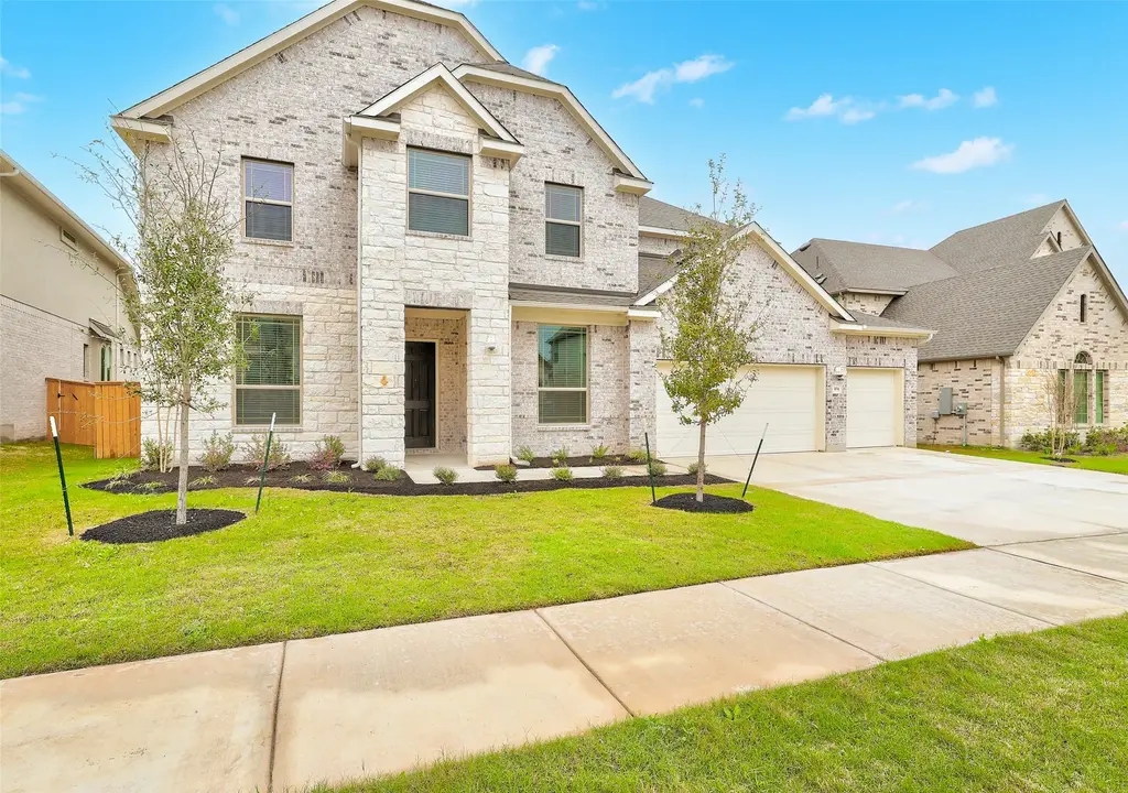 104 Rocky River Road, Georgetown