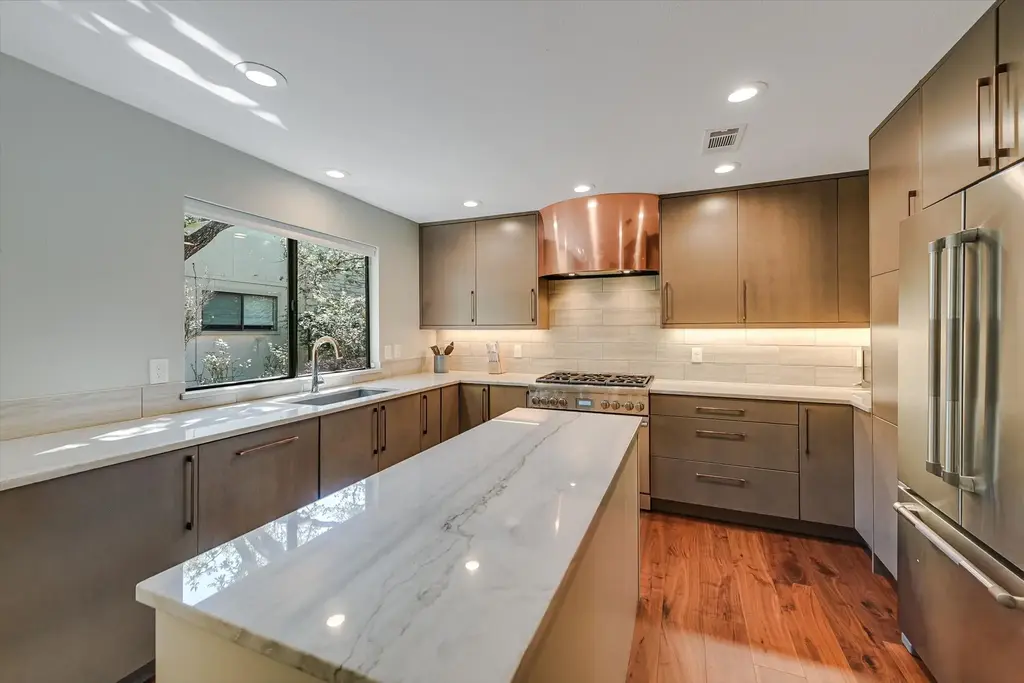 8121 Raintree Place, Austin