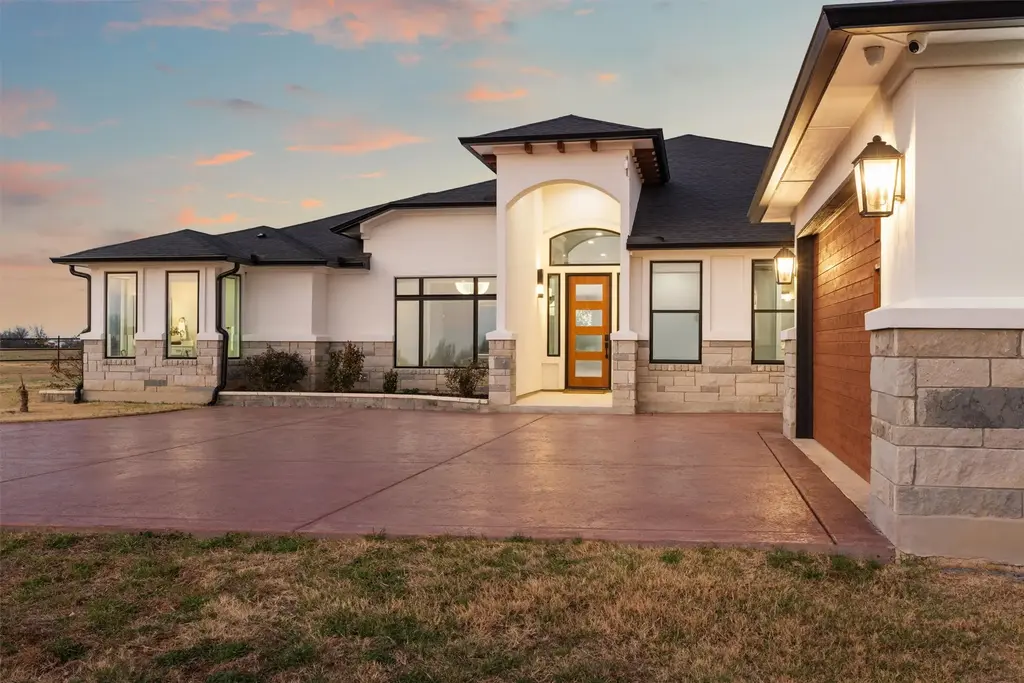 178 Balch Road, Elgin