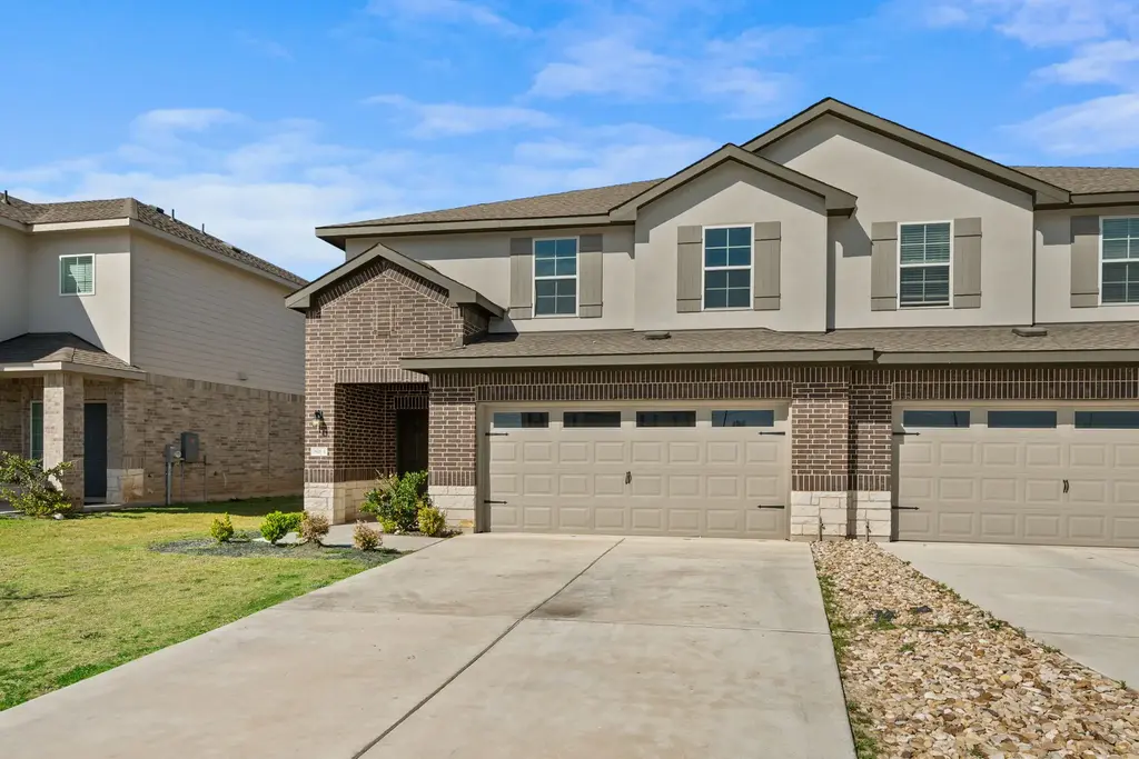 18616-a Cremello Drive, Manor