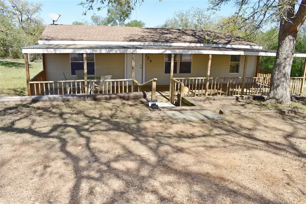 129 Suzanne Drive, Bastrop