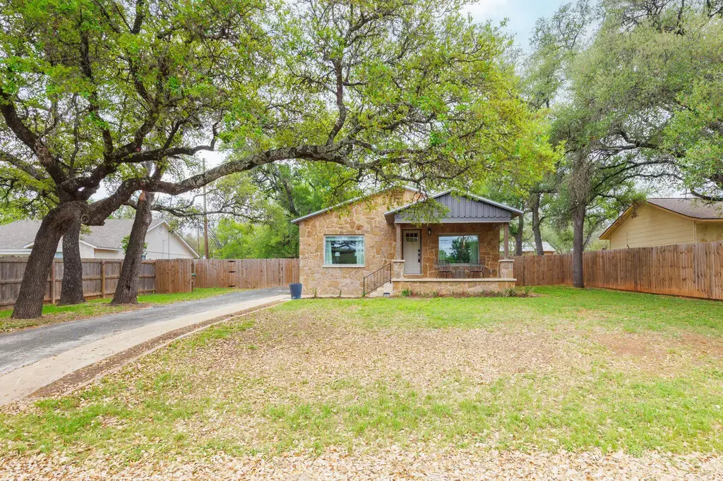 205 Old Austin Highway, Johnson City