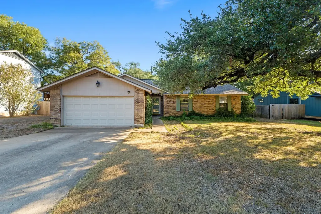 3904 Burr Oak Lane, Austin