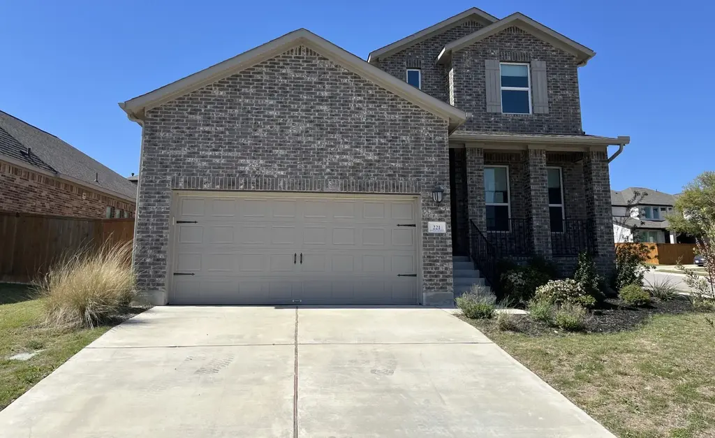 221 Green Knoll Lane, Georgetown
