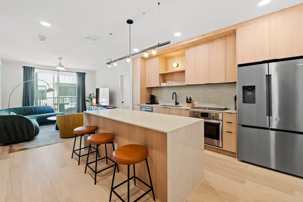 2323 S Lamar Boulevard 520, Austin