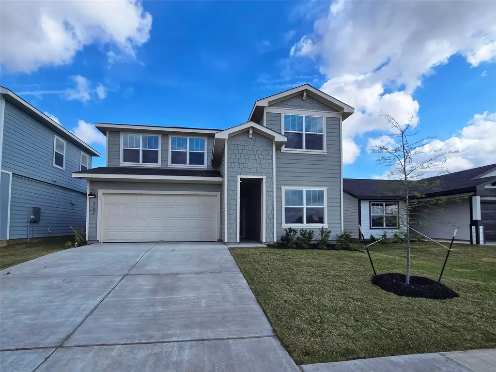 352 San Juan Trail, Bastrop