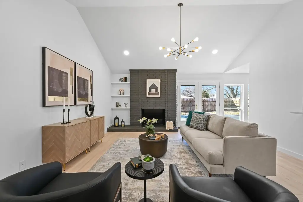 1017 Cripple Creek Drive, Austin