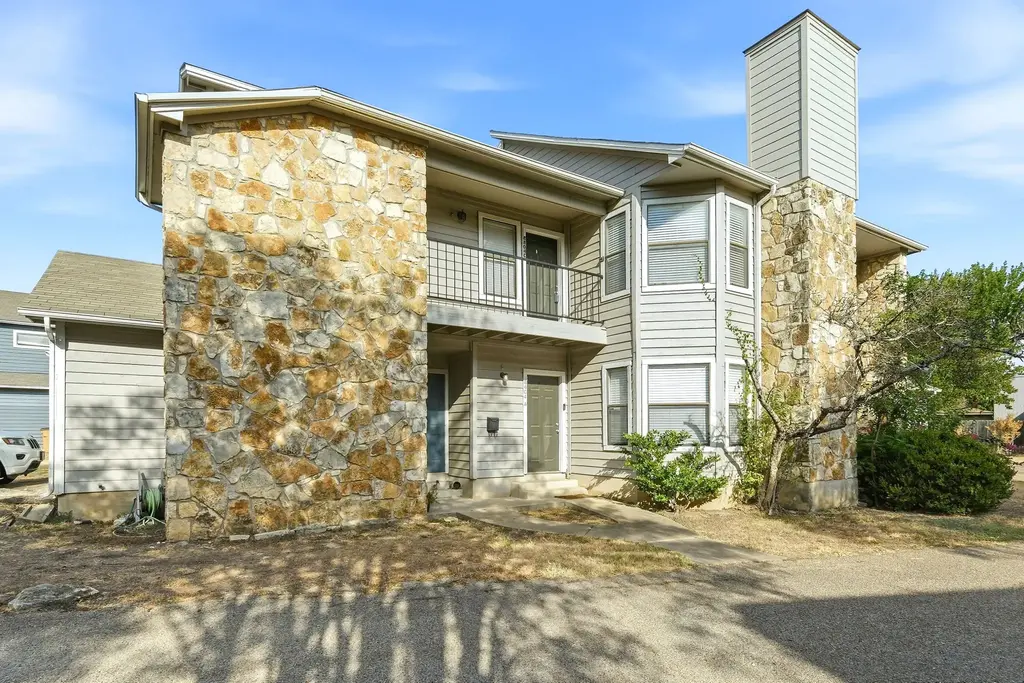 8804 Schick Road C, Austin