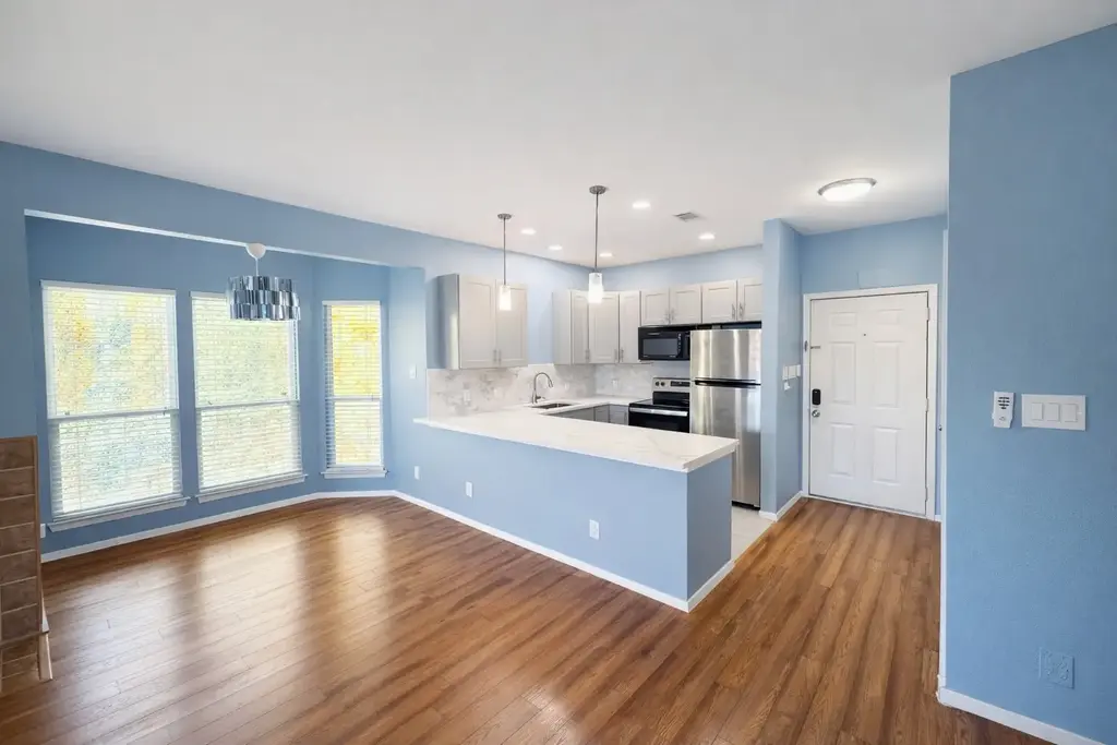 808 W 29th Street 206, Austin